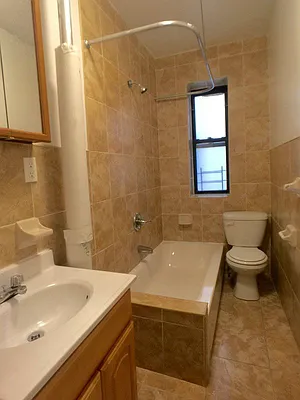 Rented by Bohemia Realty Group | media 14