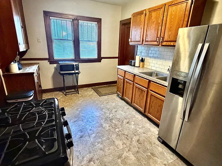 941 McReynolds Ave NW #1 — Photo 10