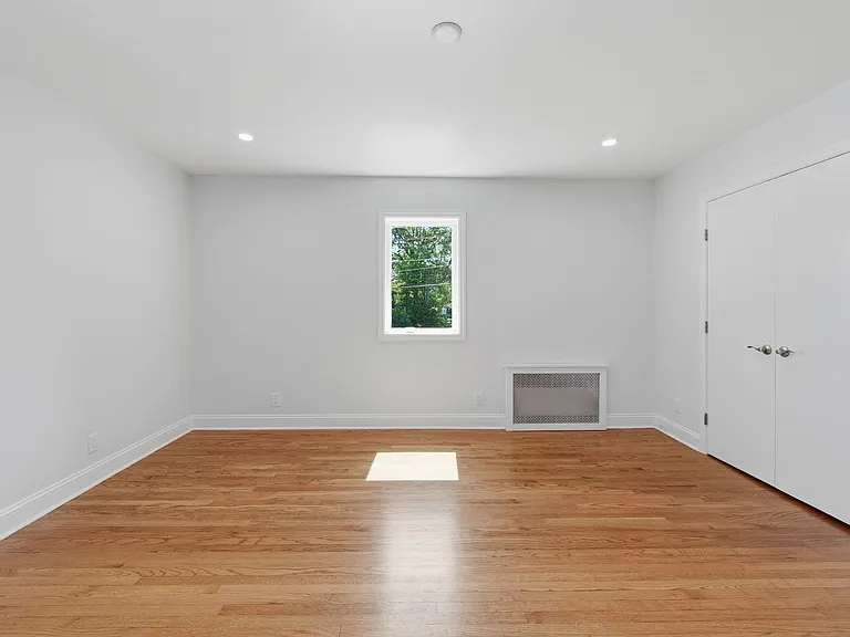 333 Florence Ave #2 — Photo 9