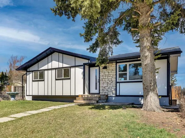 708 S Sacramento Pl SW, Calgary, AB T2W 0R5