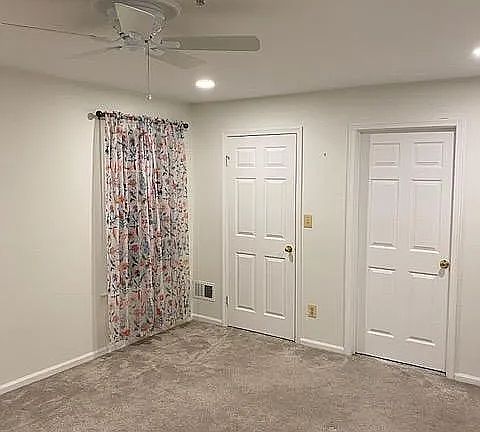 4th image of 628 Waterford Dr