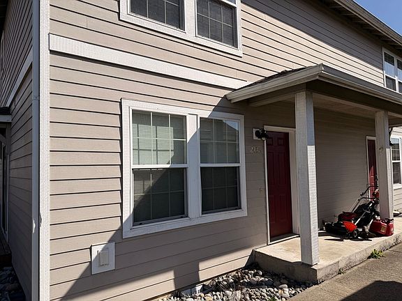 2nd image of 2430 Pacific St #2436