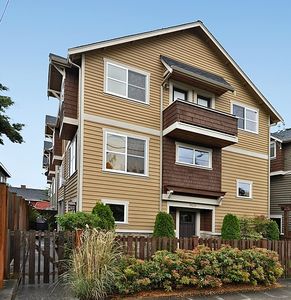 3025 60th Ave SW, Seattle, WA, 98116