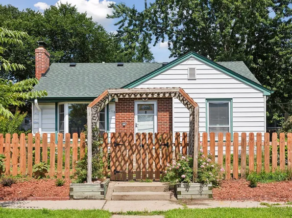 2124 36 1/2 St E, Minneapolis, MN 55407