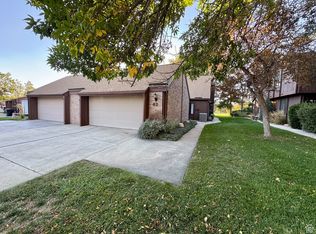 42 N White Barn Dr, Pleasant View, UT 84414