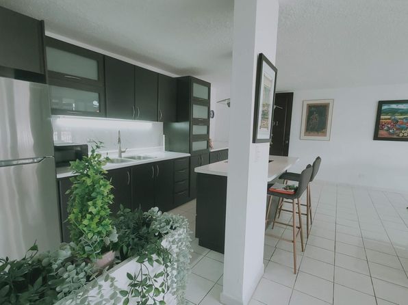 1 Rodriguez Ema St #2, Carolina, PR 00979