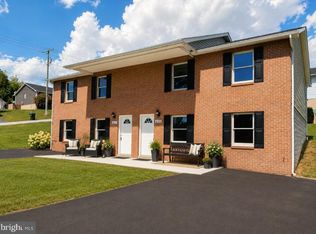 623 Thompson St, Strasburg, VA 22657