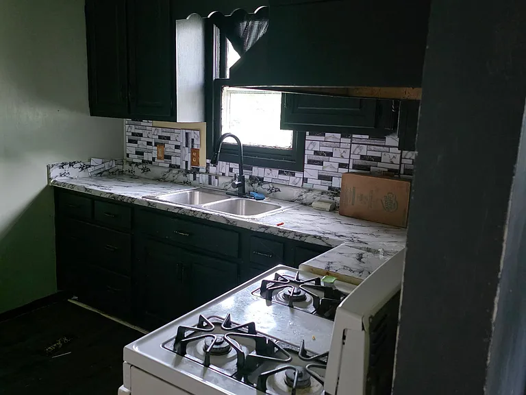 132 N 23rd Pl — Photo 7