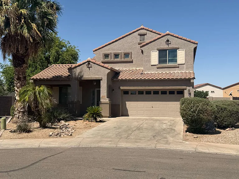 38134 N Establo Dr — Photo 1