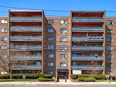 32 Whites Ave #D41, Watertown, MA, 02472