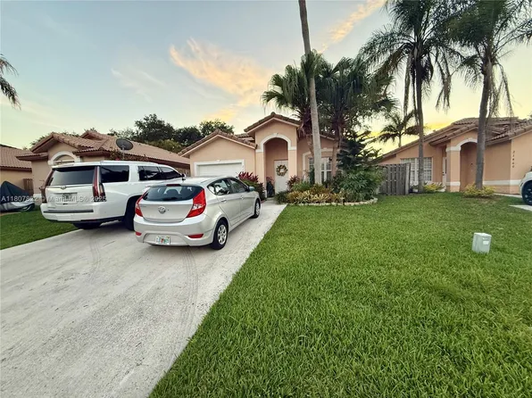 21468 SW 88th Ave, Cutler Bay, FL 33189