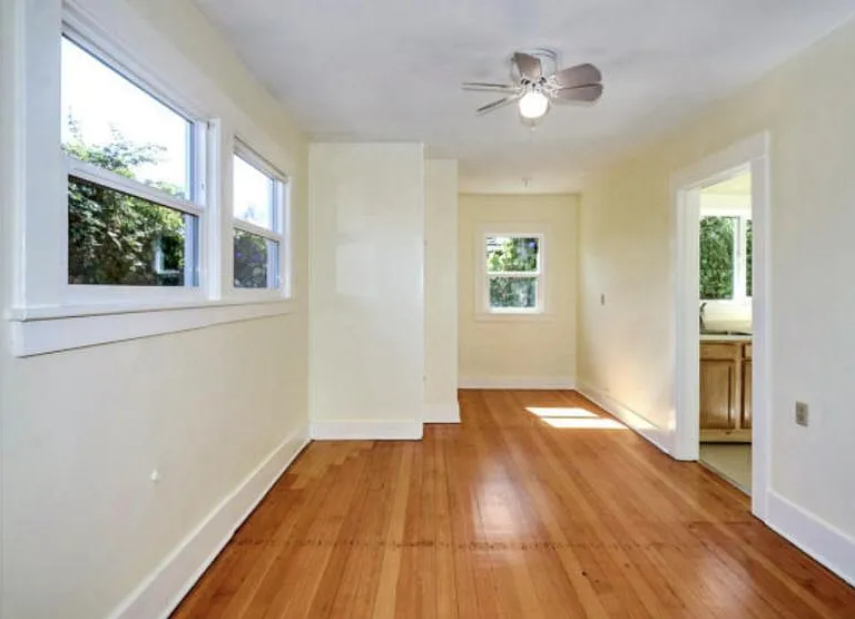 1011 Seabright Ave #1/2 — Photo 5