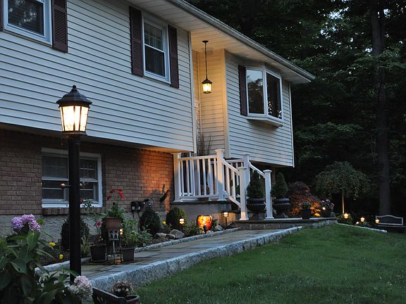 4th image of 33 Gabriel Dr