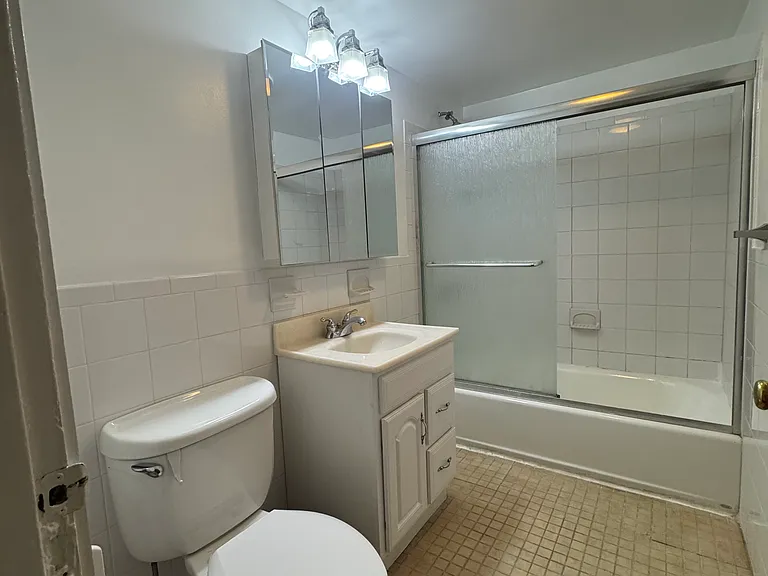 58 Hichborn St #2 — Photo 11