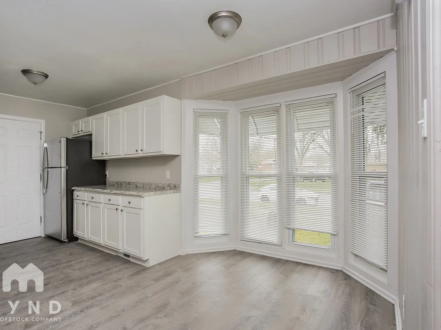 3 bed, 1.0 bath, 1590 sqft, $2,133 — Photo 4