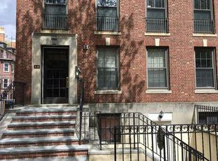 18 Dean Rd, Brookline, MA 02445