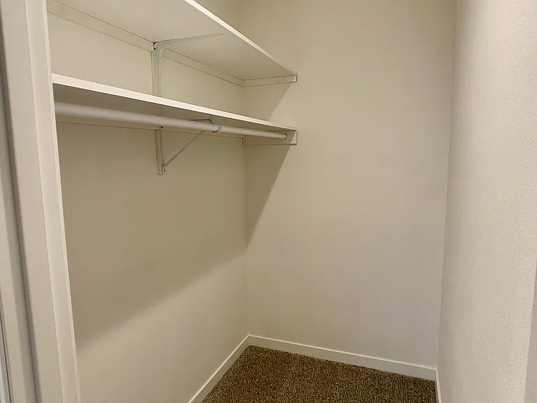 107 Main St E #3 — Photo 5