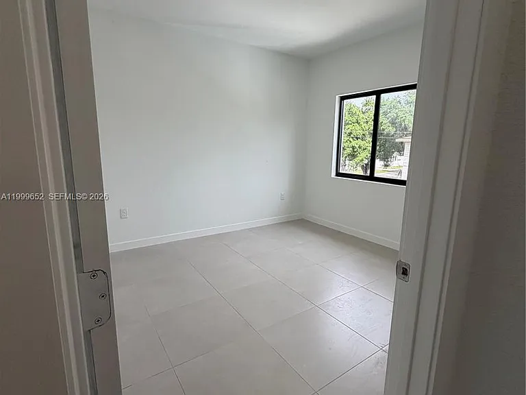 8034 NW 14th Pl #8034 — Photo 14