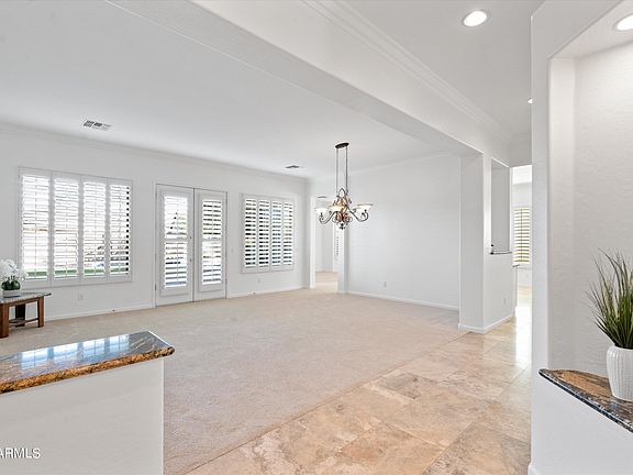 4th image of 3842 E DUBOIS Avenue
