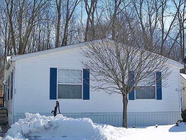 1st image of 60 Carmell St