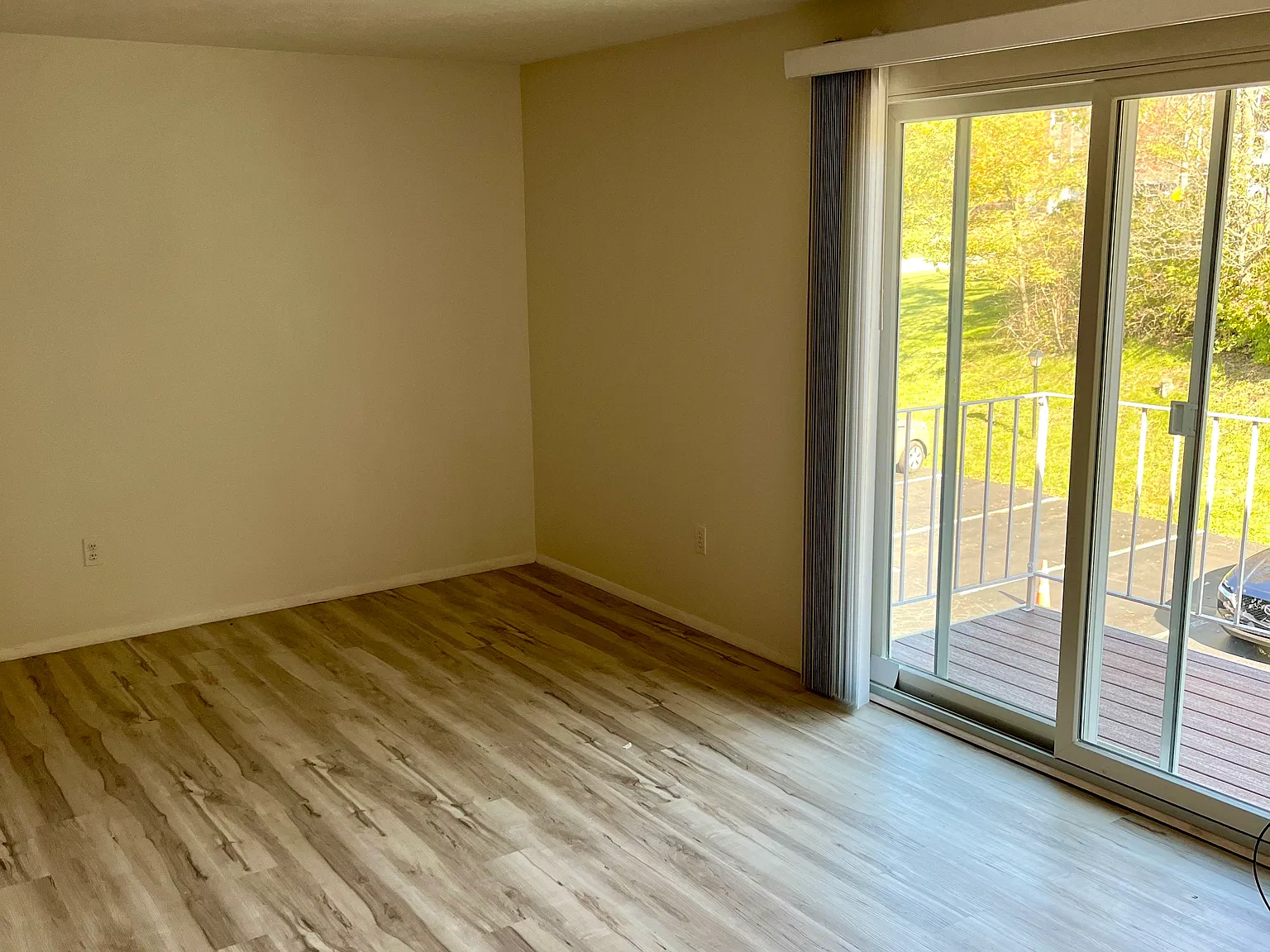 1 bed, 716 sqft, $1,225 — Photo 3