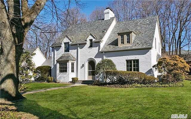 1st image of 235 Circle Dr