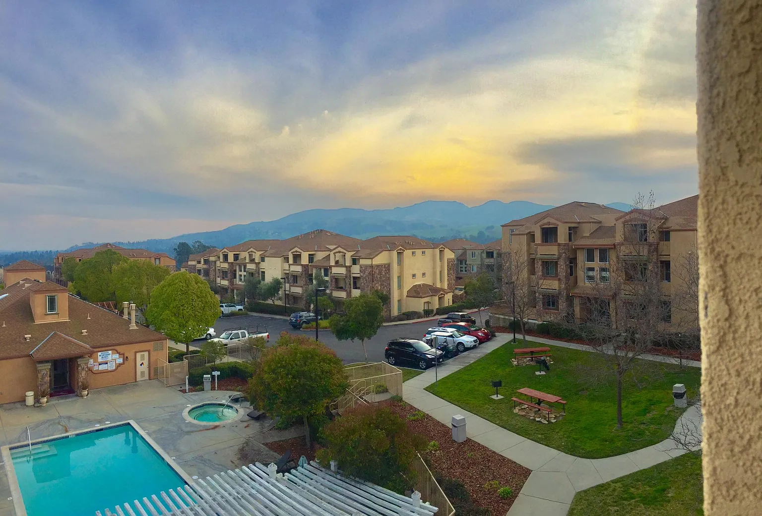 3300 Promontory Way #2B-1Ba-962Sqft photo 1