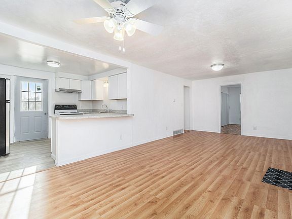 4th image of 123 26th St S