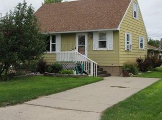 203 1st St NE, Dilworth, MN 56529