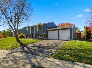 4521 Willow Mist Dr, Dayton, OH 45424