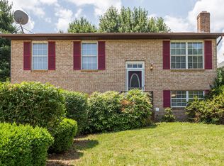 269 Longford Dr, Frederick, MD 21702