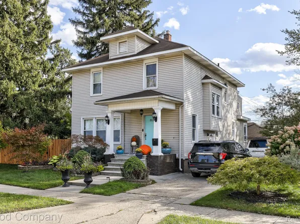 812 E George Ave, Hazel Park, MI 48030