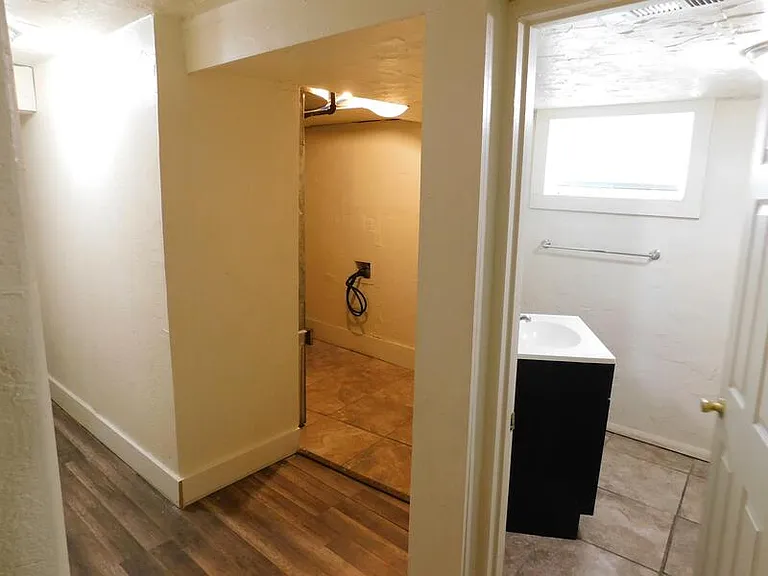 516 S 900 W #516 — Photo 16