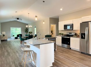 120 9th Ave NE, Isanti, MN 55040