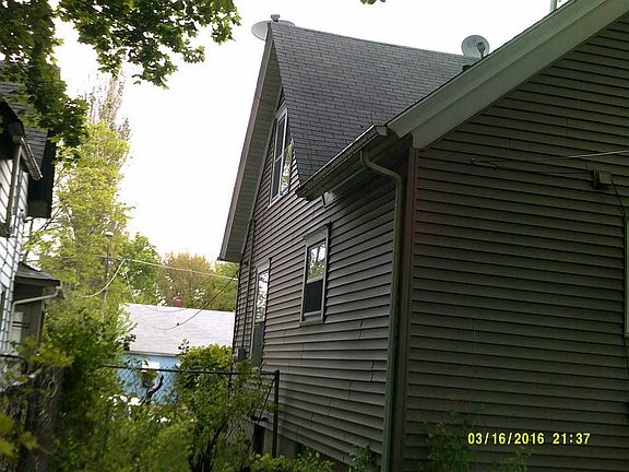 4th image of 1428 Fairview Ave