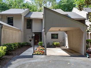 6265 Willow Run Rd, Peachtree Corners, GA