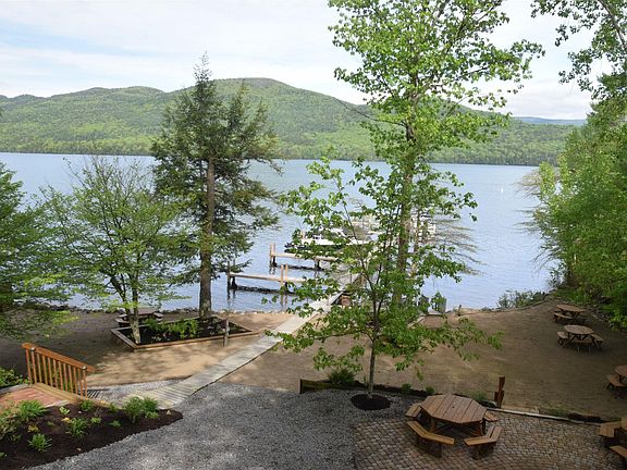 3rd image of 9 Beechwood Dr