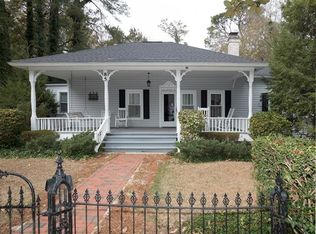 85 Cherokee Rd, Pinehurst, NC 28374