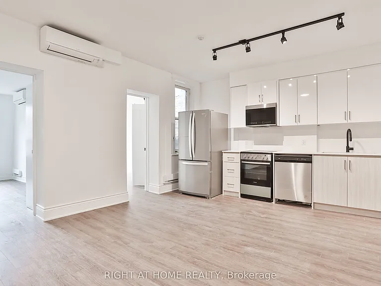 548 College St #2F — Photo 2