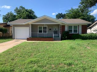 805 E Hammond St, Fort Worth, TX 76115