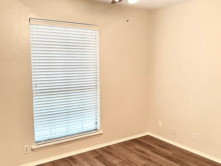 4310 Buckskin Trl — Photo 13
