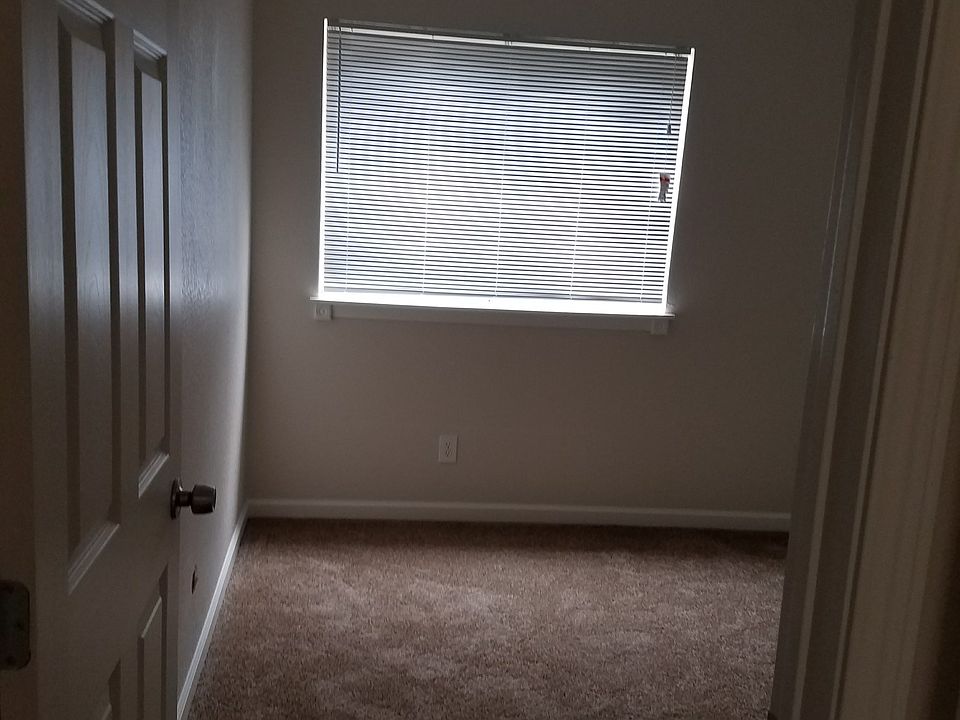 1st image of 2131 Bowie Dr