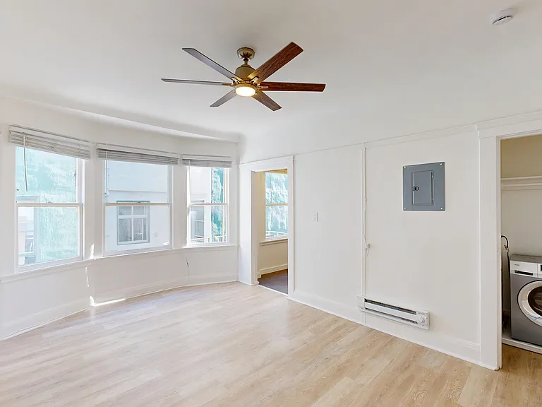 346 Leavenworth Street — Photo 2