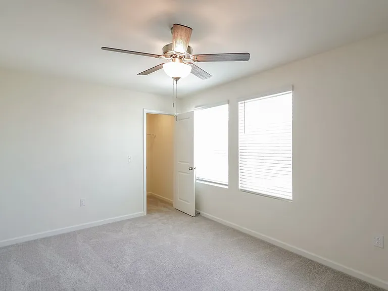 179 Snowdrop Ave — Photo 13