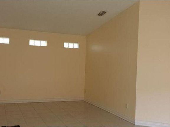 2nd image of 16911 SW 139th Pl