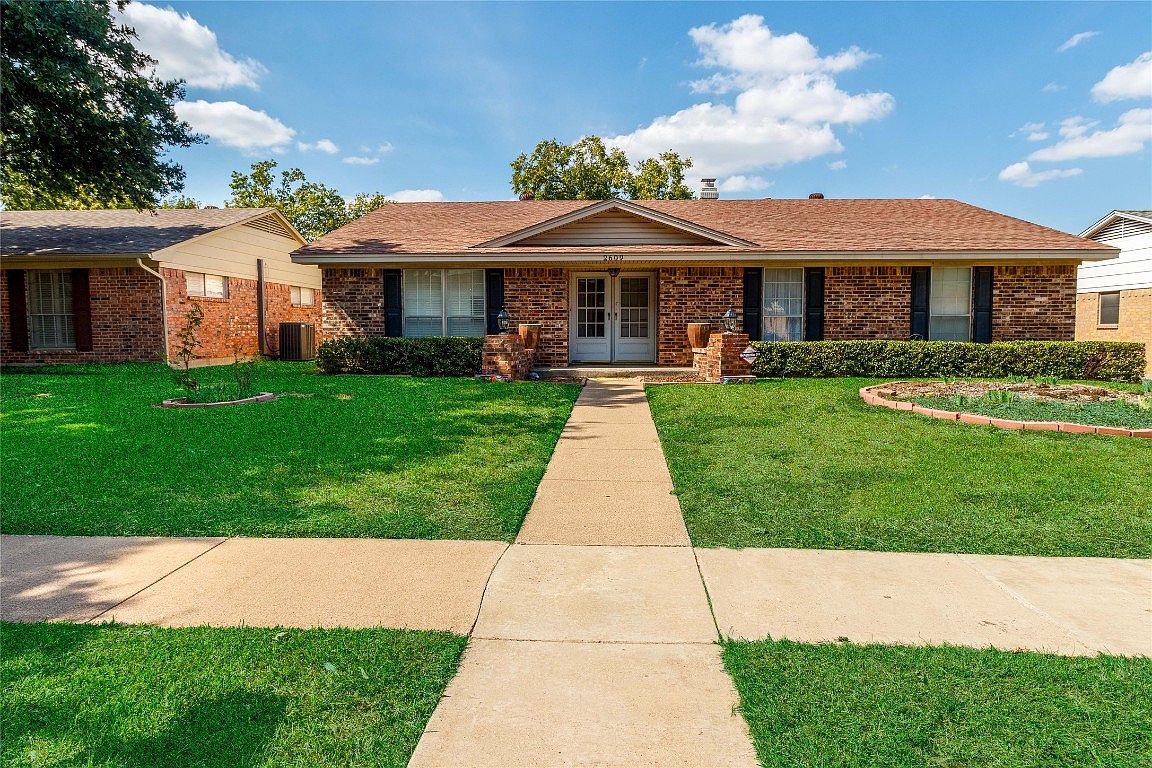 2609 Brook Hollow Ln, Mesquite, TX 75150 | Zillow