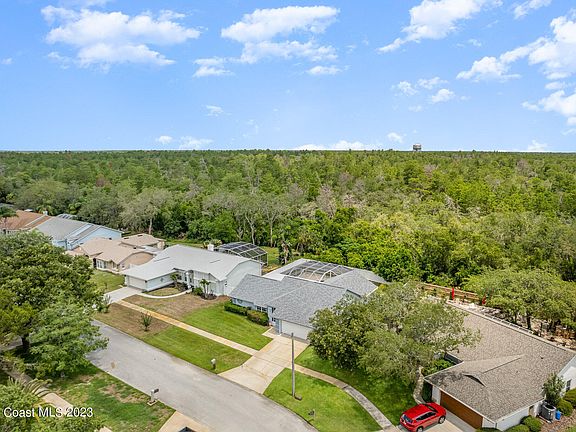 4th image of 1271 Little Oak Cir