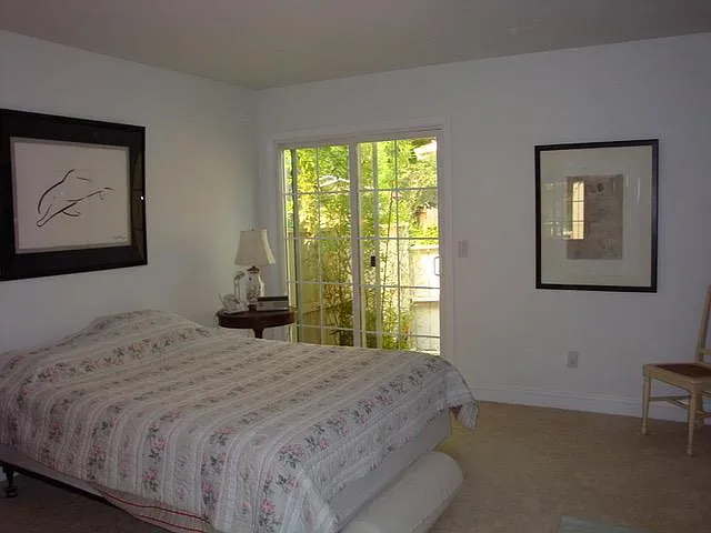 1050 Wightman Way — Photo 5