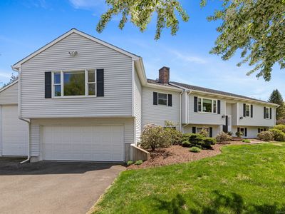 3 River Edge Drive, Sandy Hook, CT, 06482