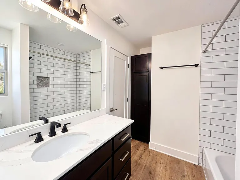 7119 Rosado Dr — Photo 13